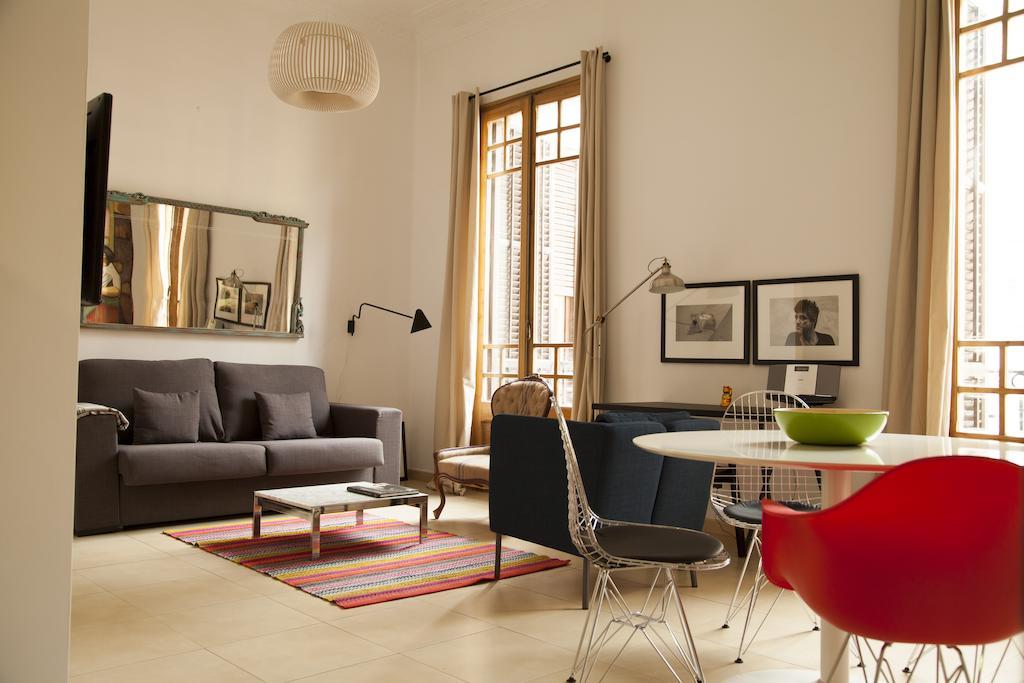 Ferienwohnung Bubuflats Ayuntamiento Valencia Exterior foto